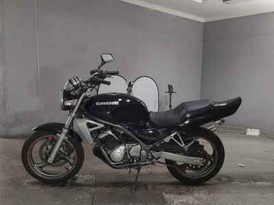 Kawasaki Balius ZR250