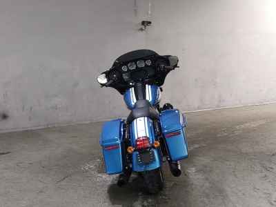 Harley-Davidson FLHXST1920
