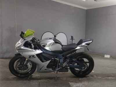 Suzuki GSX-R750 2011