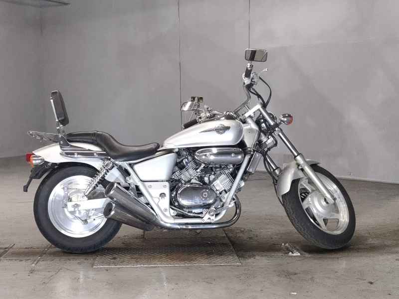 Honda Magna 250