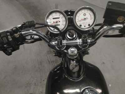 Yamaha SR400 2019