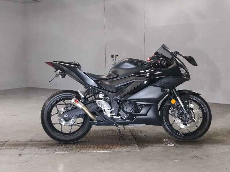 Yamaha YZF-R25 2021