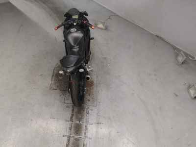 Yamaha YZF-R25 2021