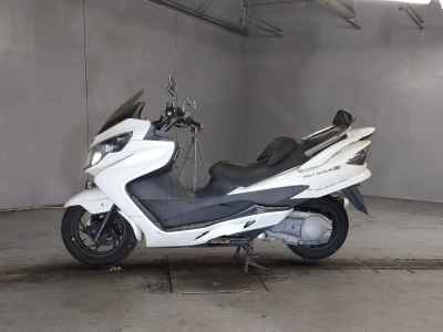 Suzuki Skywave 250S