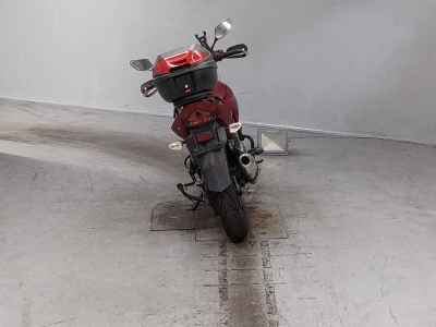 Suzuki GSR250