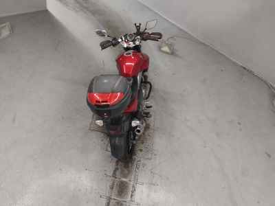 Suzuki GSR250
