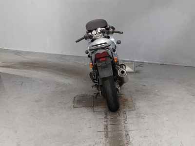 Kawasaki ZR-7 2005