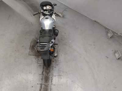 Kawasaki ZR-7 2005