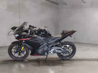 Yamaha YZF-R3 2016