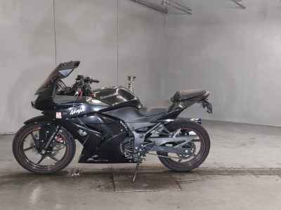 Kawasaki Ninja 250R 2012