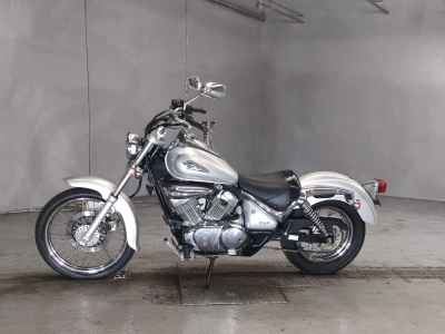 Suzuki Intruder 250LC