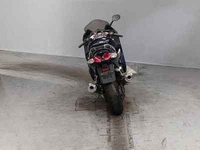 Kawasaki ZZR1200 2005