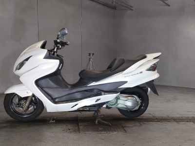 Suzuki Skywave 250S