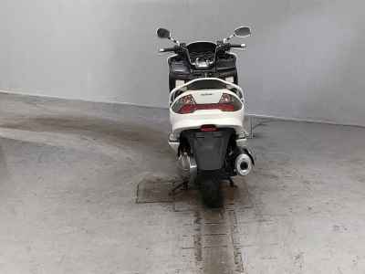 Suzuki Skywave 250S