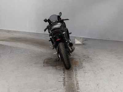 Yamaha YZF-R25 2021