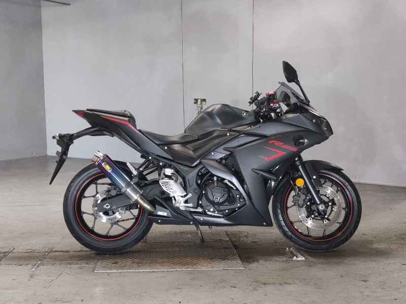 Yamaha YZF-R25 2017