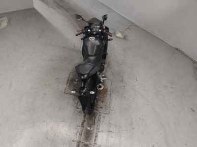 Yamaha YZF-R25 2017