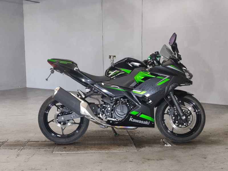 Kawasaki Ninja 400 2022