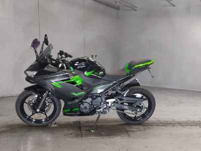Kawasaki Ninja 400 2022