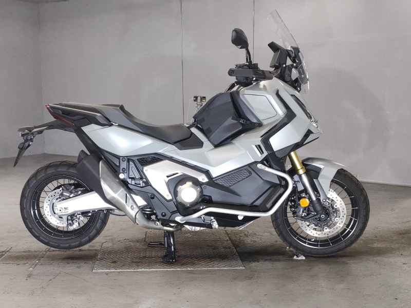 Honda X-Adv 750 2025