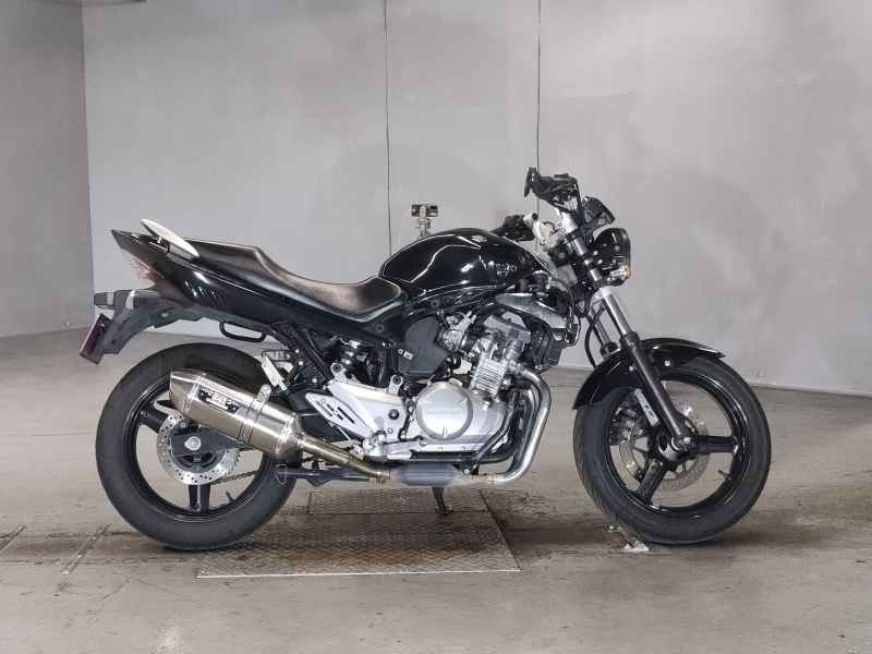 Suzuki GSR250