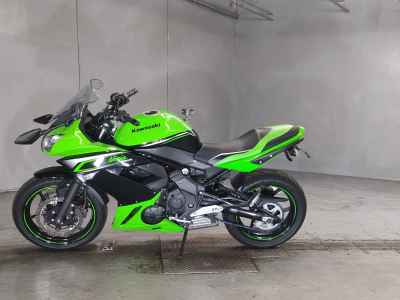 Kawasaki Ninja 400R 2012