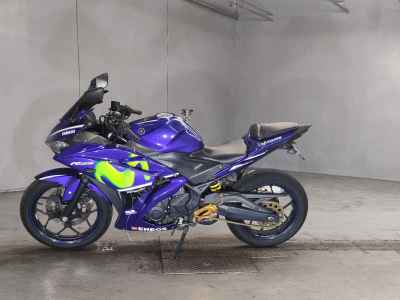 Yamaha YZF-R25 2017