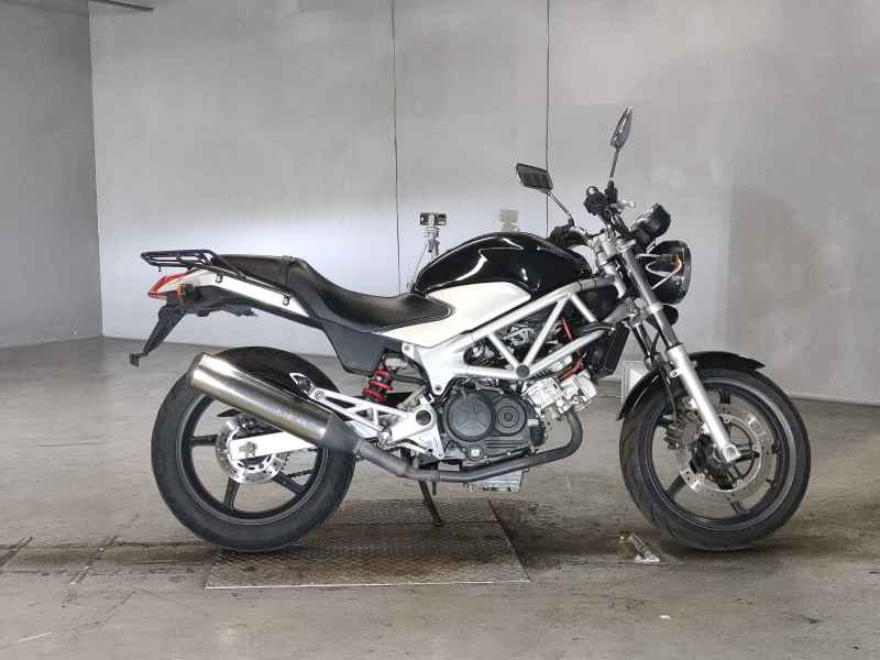 Honda VTR250 2009