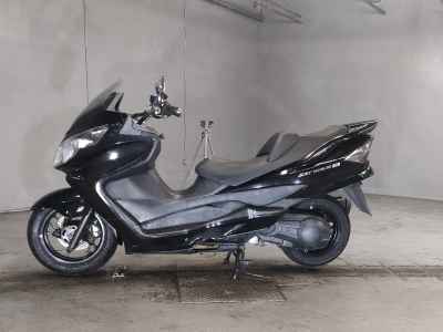 Suzuki Skywave 250S
