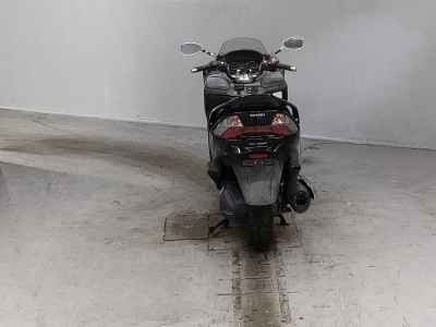 Suzuki Skywave 250S