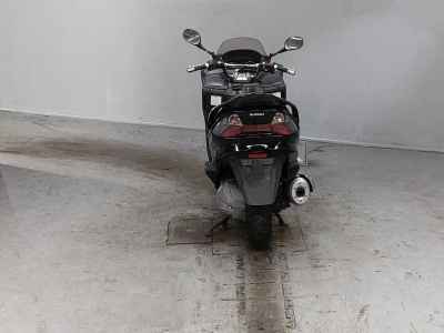 Suzuki Skywave 250S