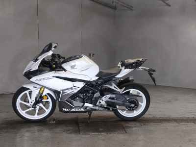 Honda CBR250RR 2024