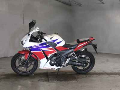 Honda CBR250R 2015