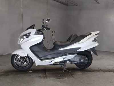 Suzuki Skywave 250S