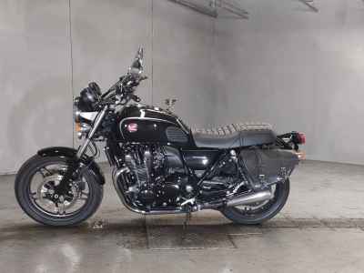 Honda CB1100 2021