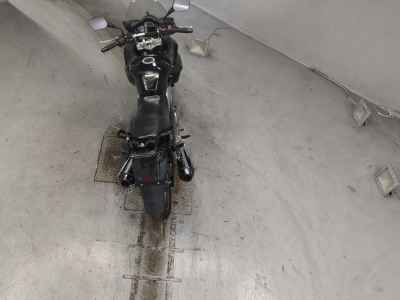 Suzuki GSR250S