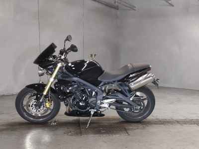 Triumph Street Triple 2011