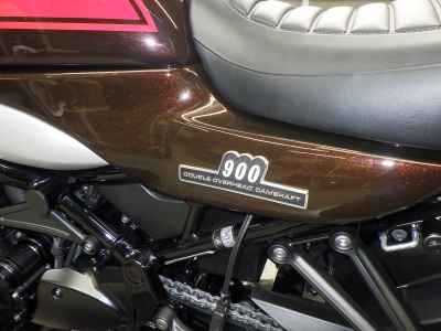 Kawasaki Z900RS 2023