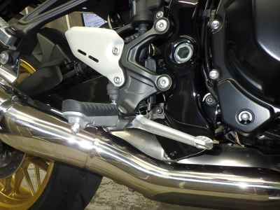 Kawasaki Z900RS 2023