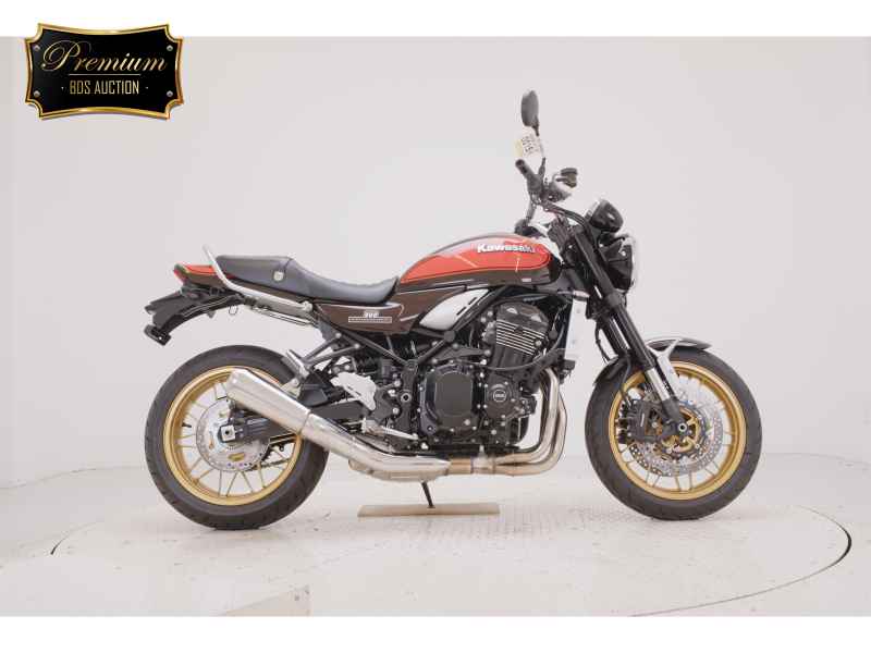 Kawasaki Z900RS 2023