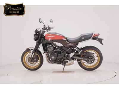 Kawasaki Z900RS 2023