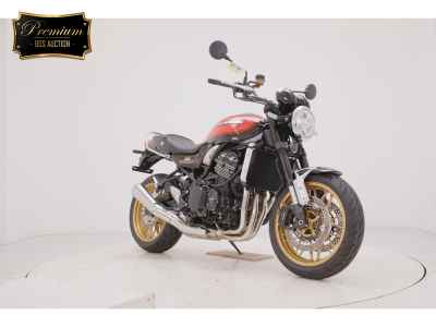 Kawasaki Z900RS 2023