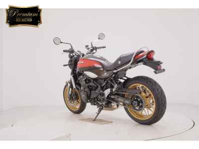 Kawasaki Z900RS 2023
