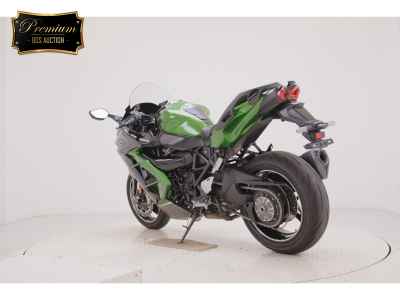 Kawasaki Ninja H2 SX 2024