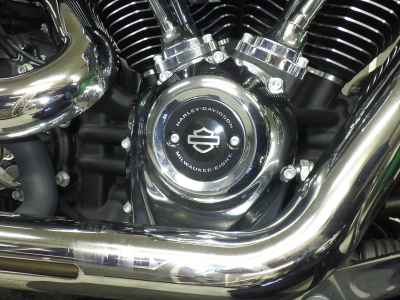 Harley-Davidson FXBRS1870 2022