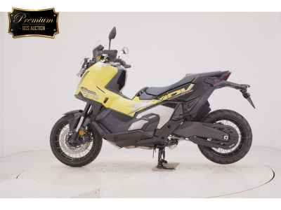 Honda X-Adv 750 2025