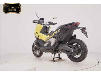 Honda X-Adv 750 2025