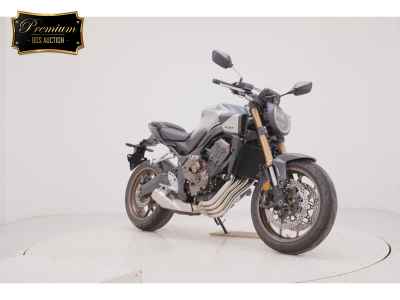 Honda CB650R E-Clutch 2025