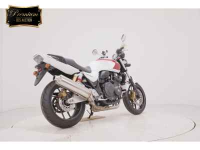 Honda CB400SF 2015