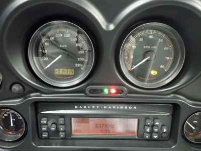 Harley-Davidson FLHTCU 1690 2012